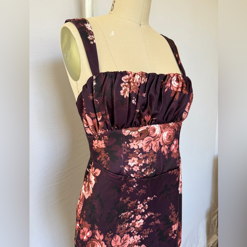 Maroon and pink floral ruched bodycon midi dress - size 6